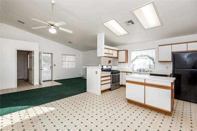 1796 E Bear Creek Way, Fort Mohave, AZ 86426