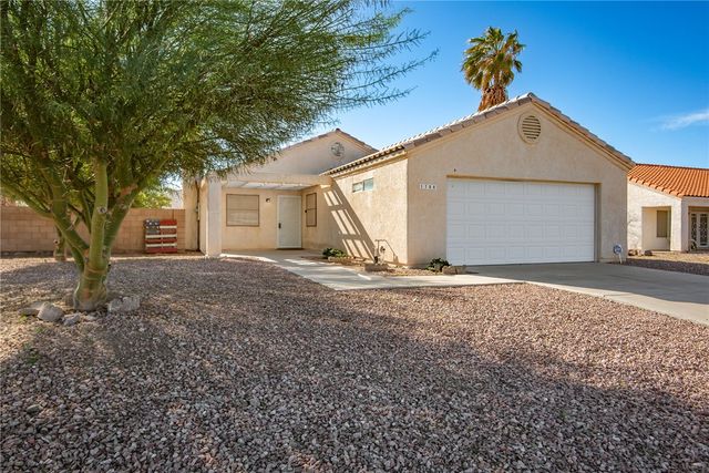 1796 E Bear Creek Way, Fort Mohave, AZ 86426