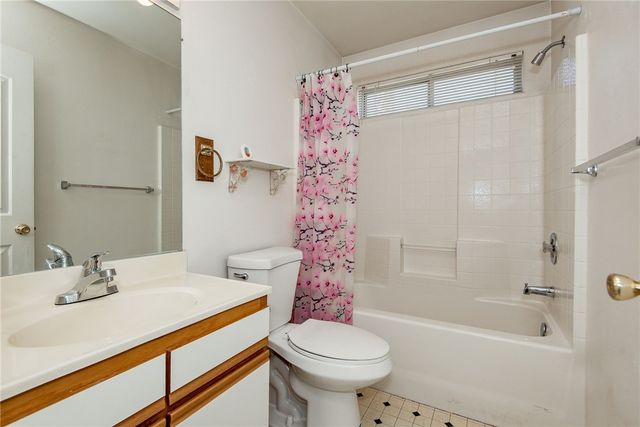 1796 E Bear Creek Way, Fort Mohave, AZ 86426