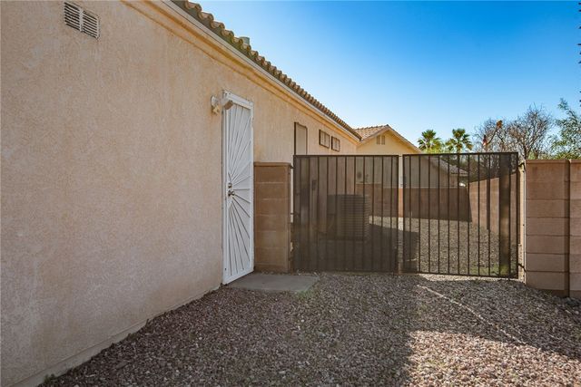 1796 E Bear Creek Way, Fort Mohave, AZ 86426