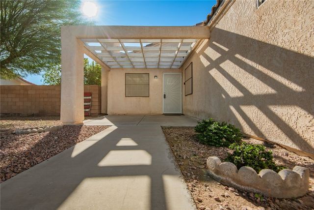 1796 E Bear Creek Way, Fort Mohave, AZ 86426