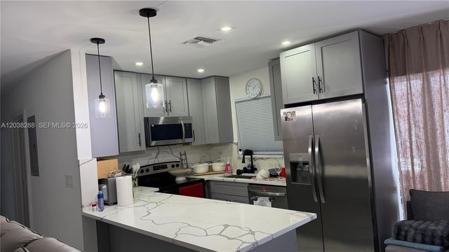 4161 NE 17th Ave, Pompano Beach, FL 33064