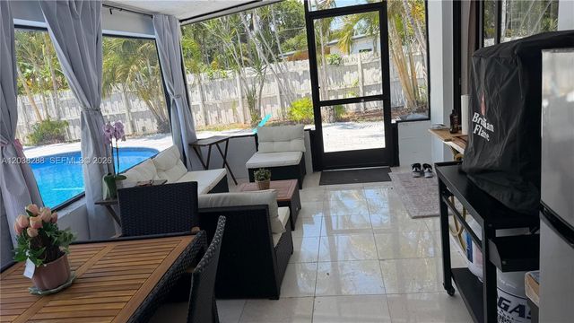 4161 NE 17th Ave, Pompano Beach, FL 33064