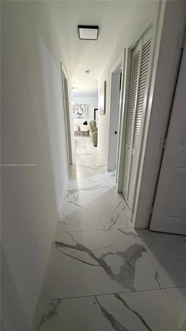 4161 NE 17th Ave, Pompano Beach, FL 33064