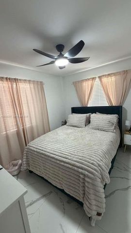 4161 NE 17th Ave, Pompano Beach, FL 33064
