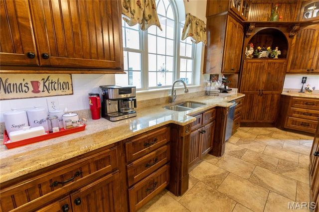 6889 Highway F, Farmington, MO 63640