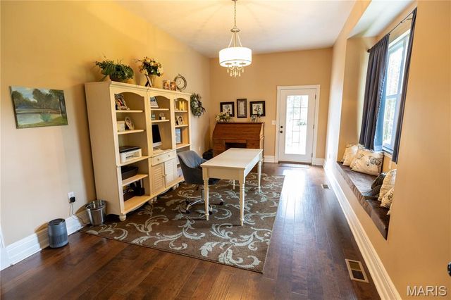 6889 Highway F, Farmington, MO 63640