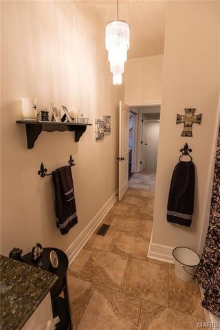 6889 Highway F, Farmington, MO 63640