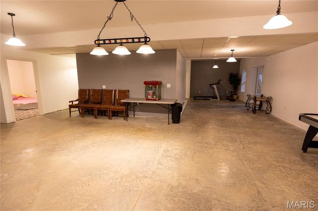 6889 Highway F, Farmington, MO 63640