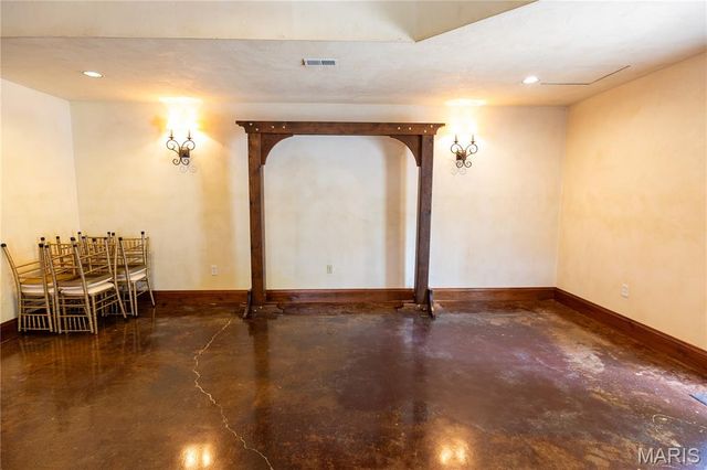 6889 Highway F, Farmington, MO 63640