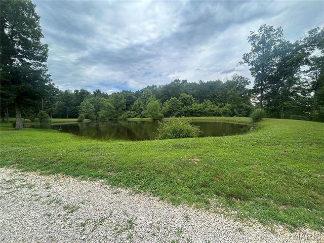 6889 Highway F, Farmington, MO 63640
