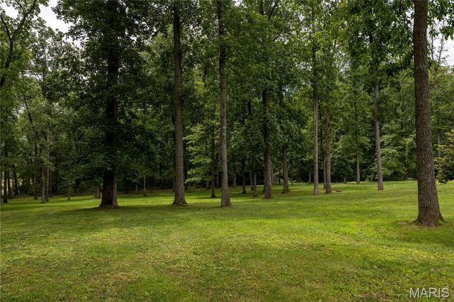 6889 Highway F, Farmington, MO 63640