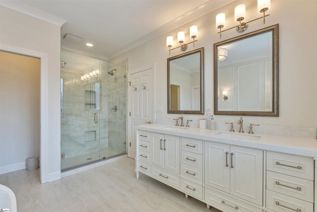 1 Long Shadow Lane, Travelers Rest, SC 29690