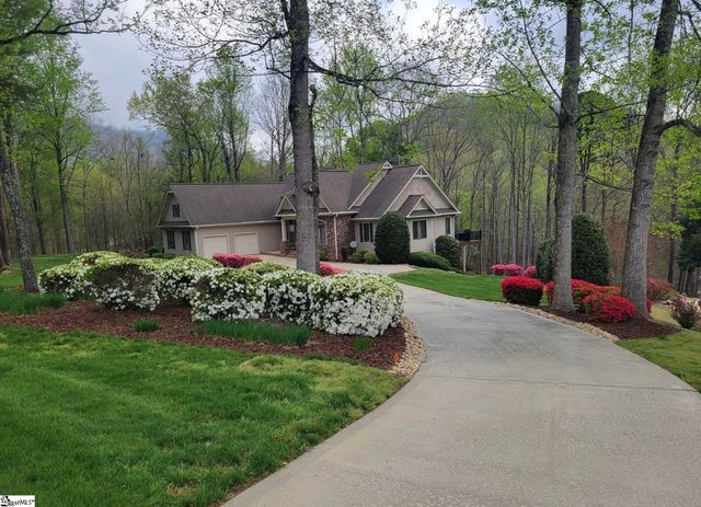 1 Long Shadow Lane, Travelers Rest, SC 29690