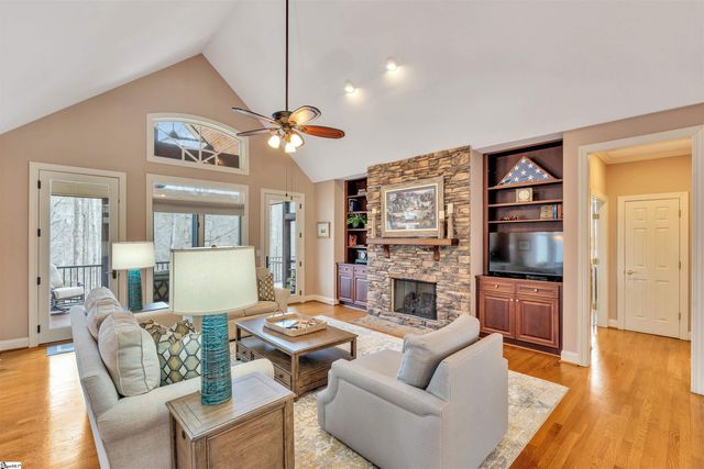 1 Long Shadow Lane, Travelers Rest, SC 29690