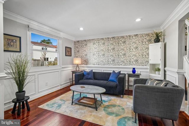 5572 GLASGOW WOODS CT, Fairfax, VA 22032