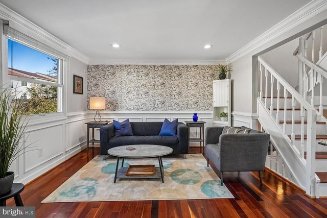 5572 GLASGOW WOODS CT, Fairfax, VA 22032