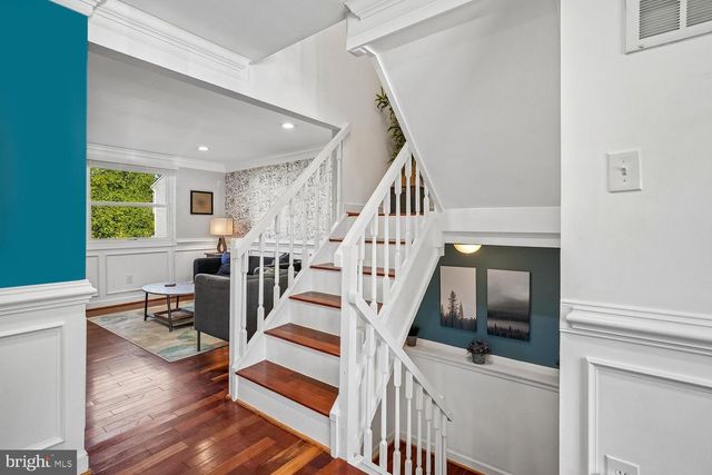 5572 GLASGOW WOODS CT, Fairfax, VA 22032