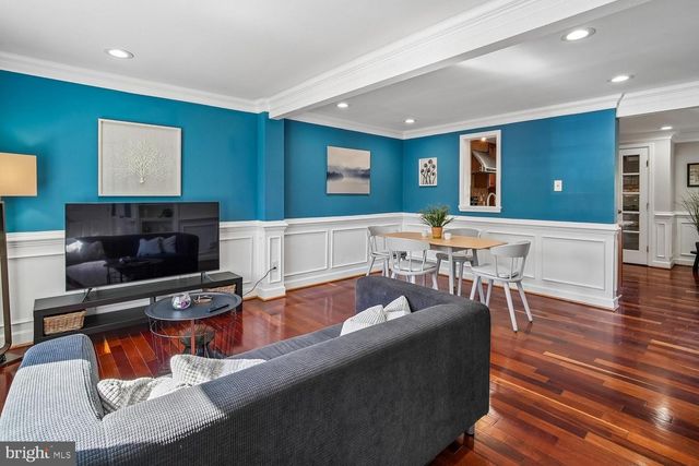 5572 GLASGOW WOODS CT, Fairfax, VA 22032