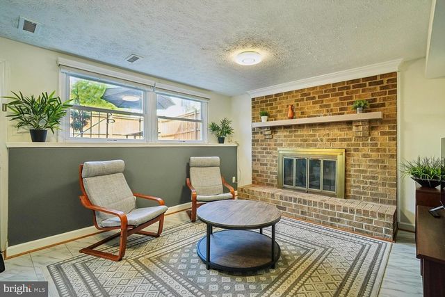 5572 GLASGOW WOODS CT, Fairfax, VA 22032