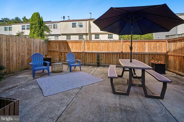 5572 GLASGOW WOODS CT, Fairfax, VA 22032