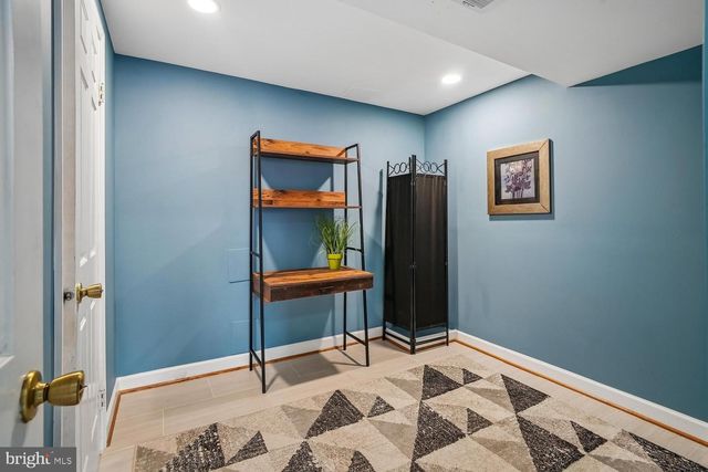 5572 GLASGOW WOODS CT, Fairfax, VA 22032