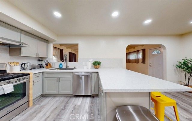 6631 Walton, Huntington Beach, CA 92647