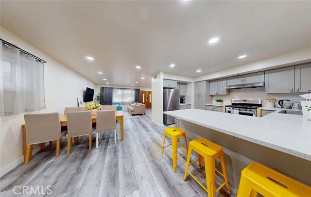 6631 Walton, Huntington Beach, CA 92647