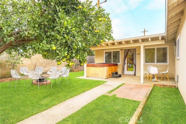 6631 Walton, Huntington Beach, CA 92647