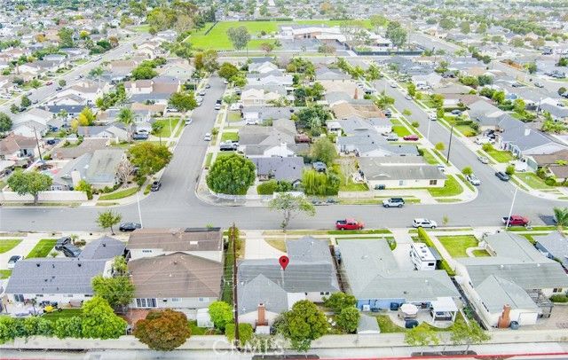 6631 Walton, Huntington Beach, CA 92647