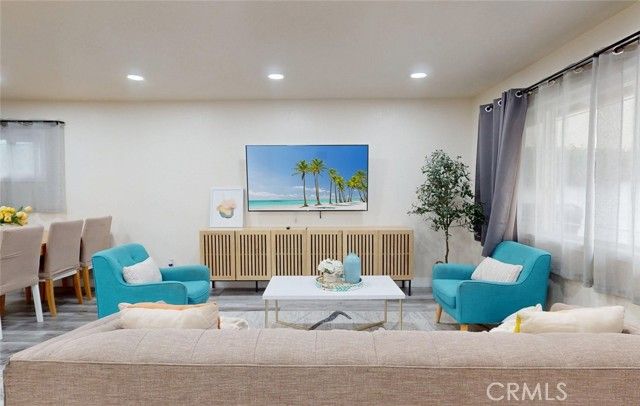 6631 Walton, Huntington Beach, CA 92647