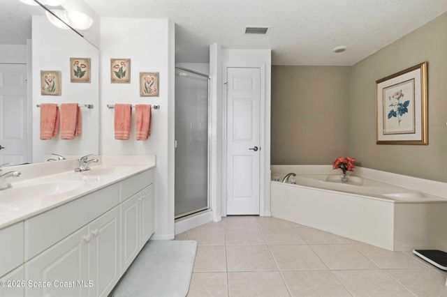 8921 Lake Drive 504, Cape Canaveral, FL 32920