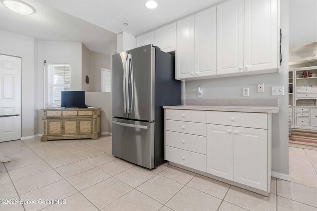 8921 Lake Drive 504, Cape Canaveral, FL 32920