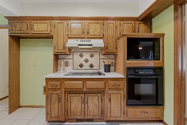 6120 Winchester Drive, Oklahoma City, OK 73162