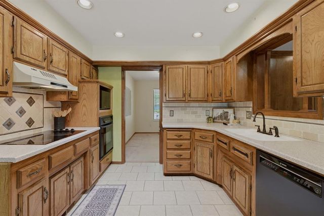 6120 Winchester Drive, Oklahoma City, OK 73162