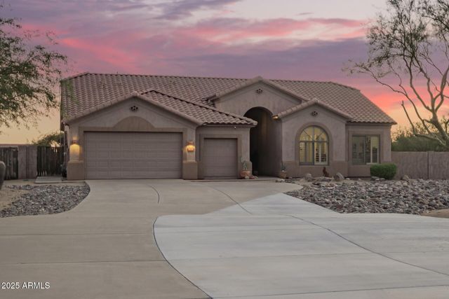 105 E TANYA Road, Phoenix, AZ 85086