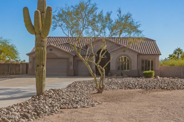 105 E TANYA Road, Phoenix, AZ 85086