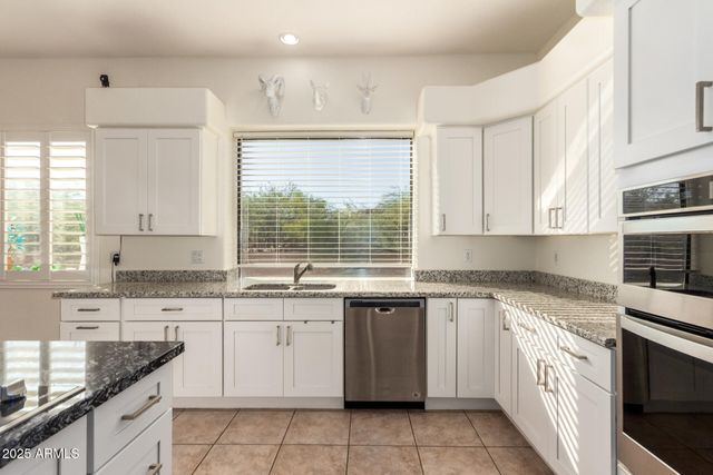 105 E TANYA Road, Phoenix, AZ 85086