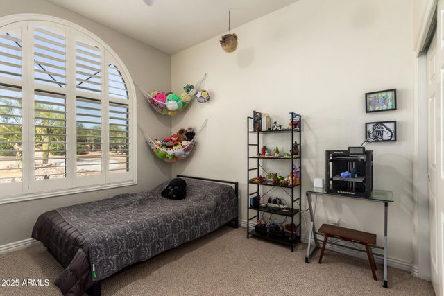 105 E TANYA Road, Phoenix, AZ 85086