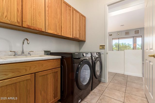 105 E TANYA Road, Phoenix, AZ 85086