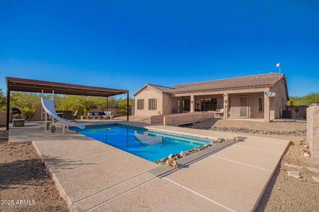 105 E TANYA Road, Phoenix, AZ 85086