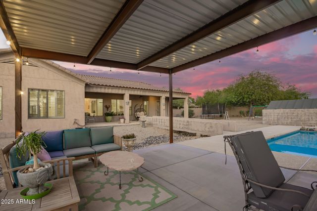 105 E TANYA Road, Phoenix, AZ 85086