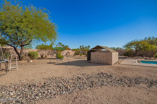 105 E TANYA Road, Phoenix, AZ 85086