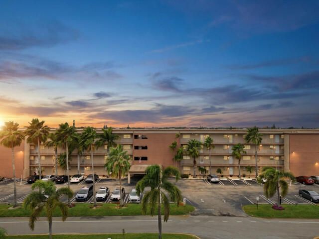 2615 NE 1st Court 106, Boynton Beach, FL 33435