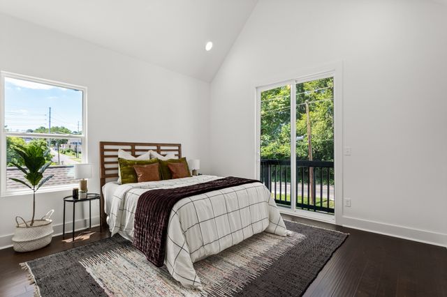 1018B 40th Ave, N, Nashville, TN 37209