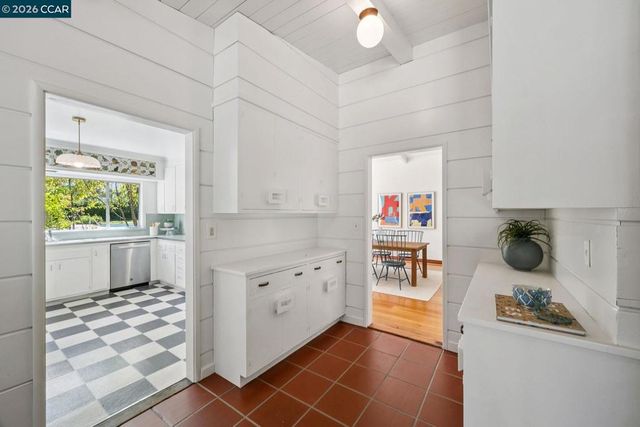 3336 Las Huertas Rd, Lafayette, CA 94549