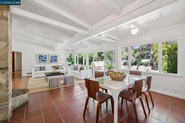 3336 Las Huertas Rd, Lafayette, CA 94549