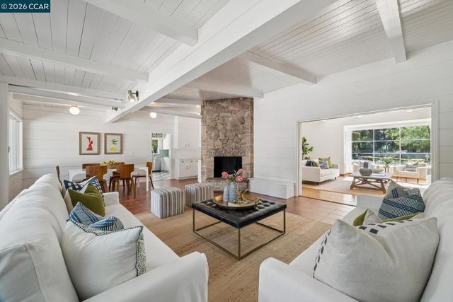 3336 Las Huertas Rd, Lafayette, CA 94549
