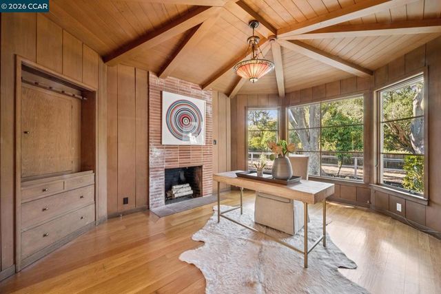 3336 Las Huertas Rd, Lafayette, CA 94549