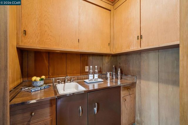 3336 Las Huertas Rd, Lafayette, CA 94549